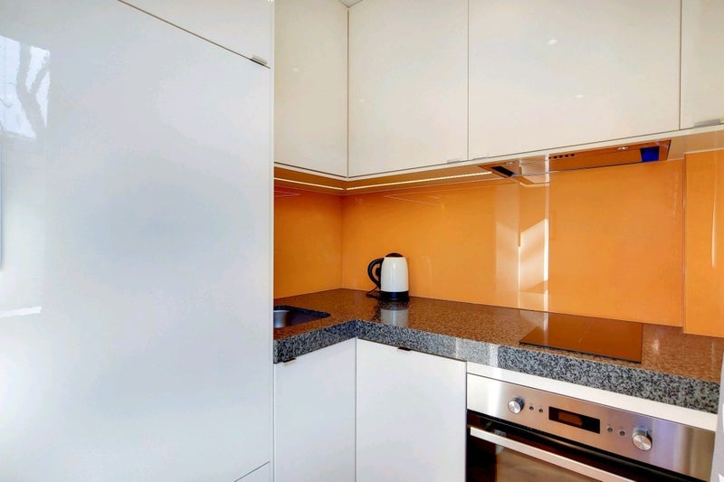 Flat Harleyford Street in Greater London
