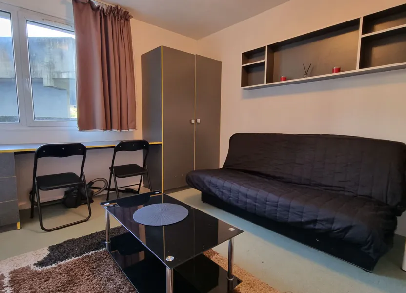 Room Porte de l'Europe in Caen