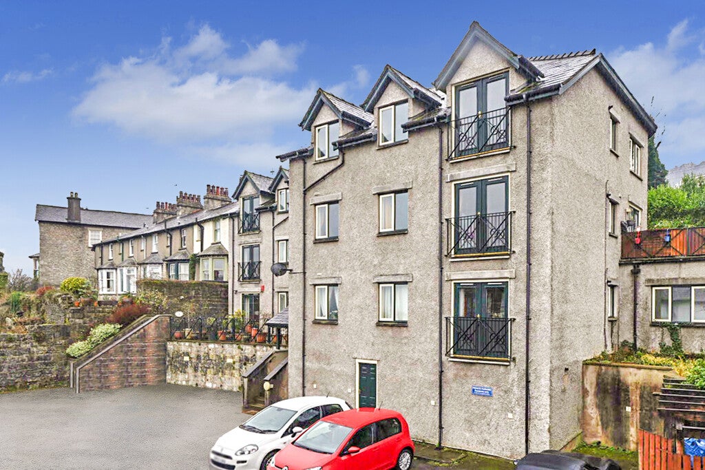 Flat High Fellside in Kendal