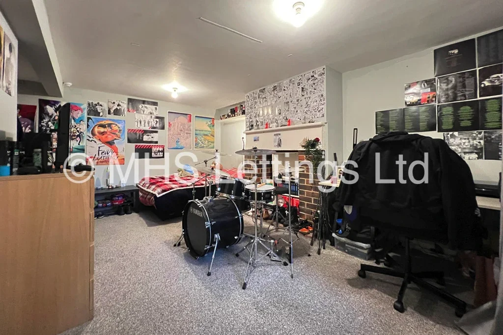 Room Hanover Square in Leeds