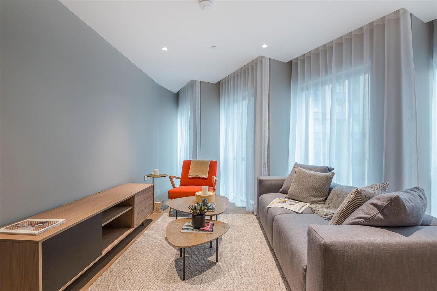 Flat Cutter Lane in Greater London