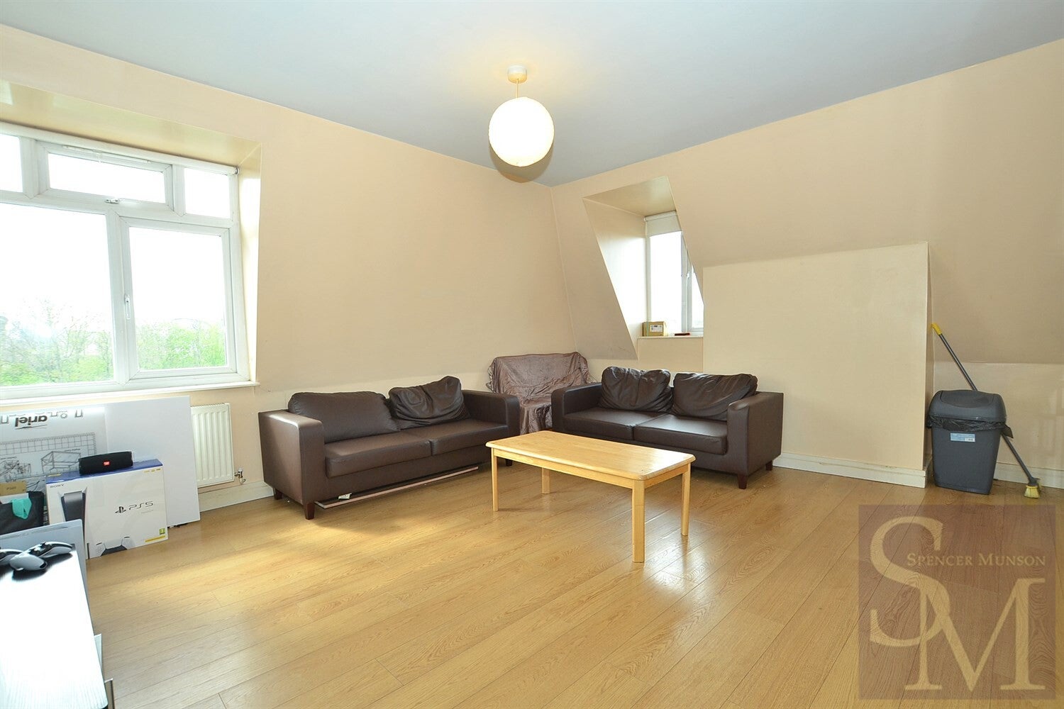 Flat Cyprus Place in Greater London