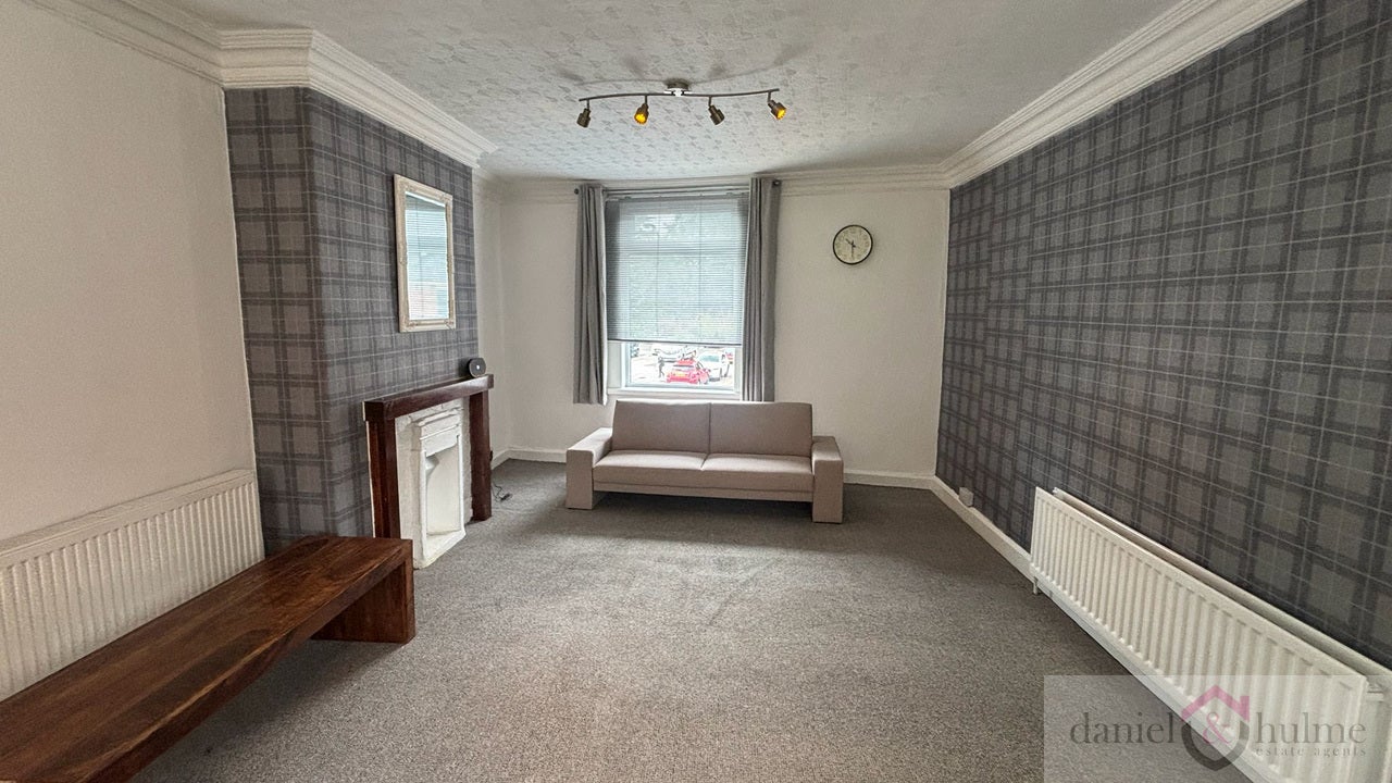 Flat Haywood Street in Staffordshire Moorlands