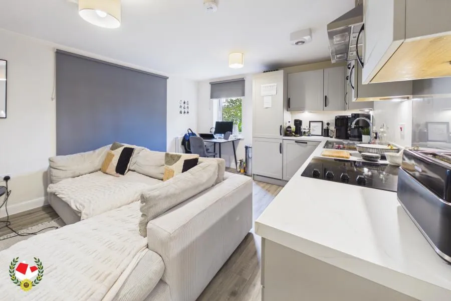 Flat Minett Road in Yate