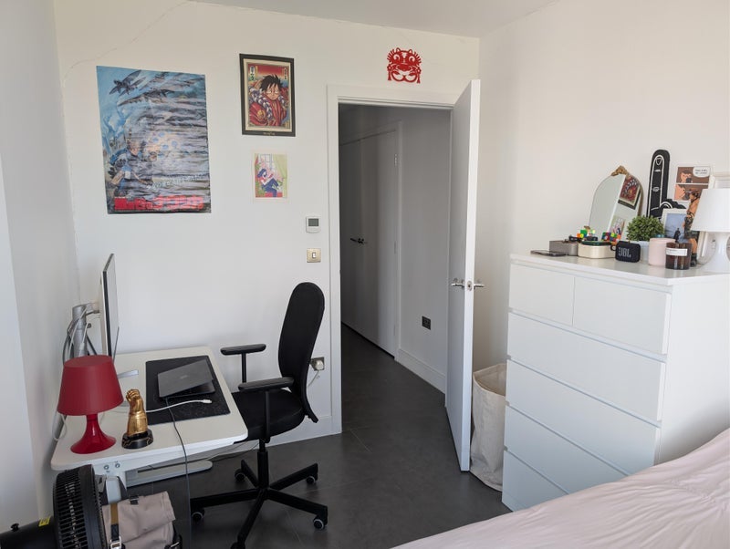 Room White Post Lane in Greater London