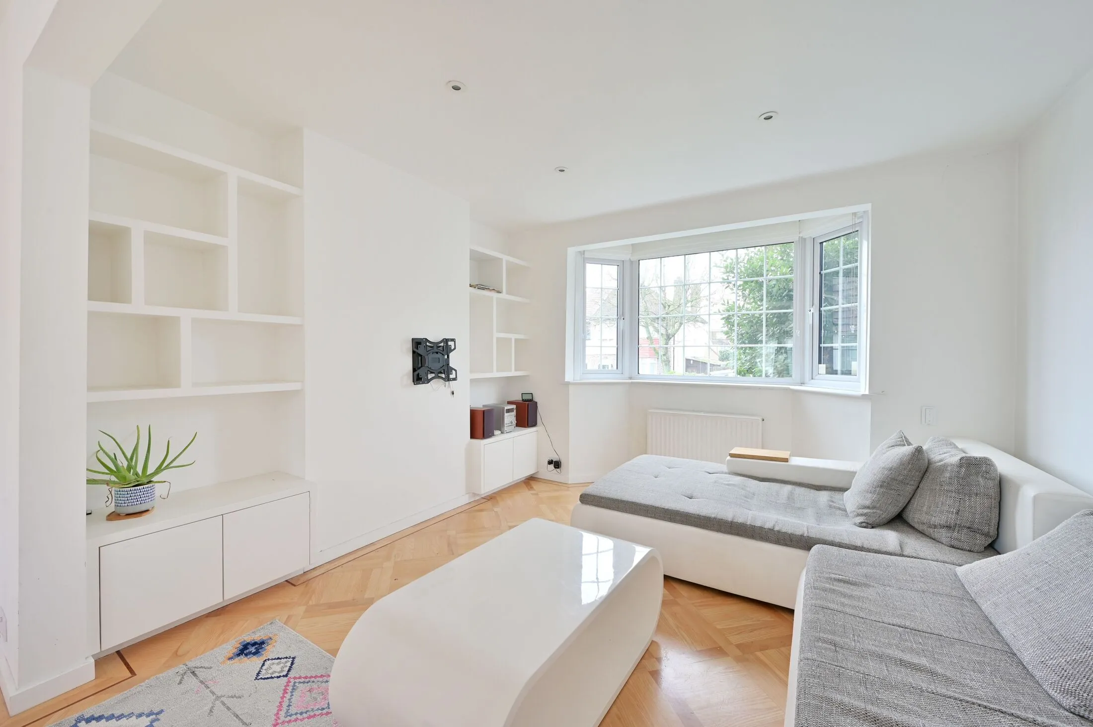 House Templecombe Way in Greater London