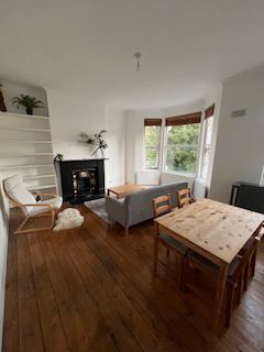 Flat Ashburnham Road in Greater London