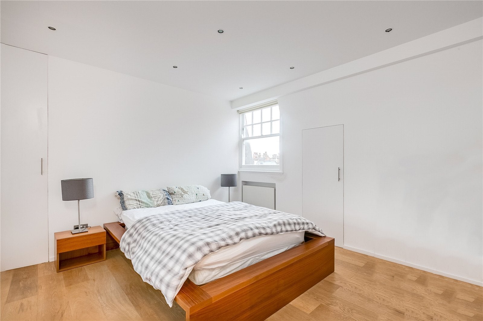 Flat Culford Gardens in Greater London