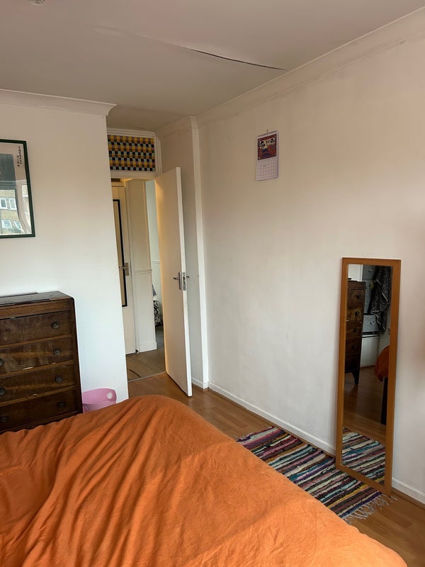Room Punderson's Gardens in Greater London