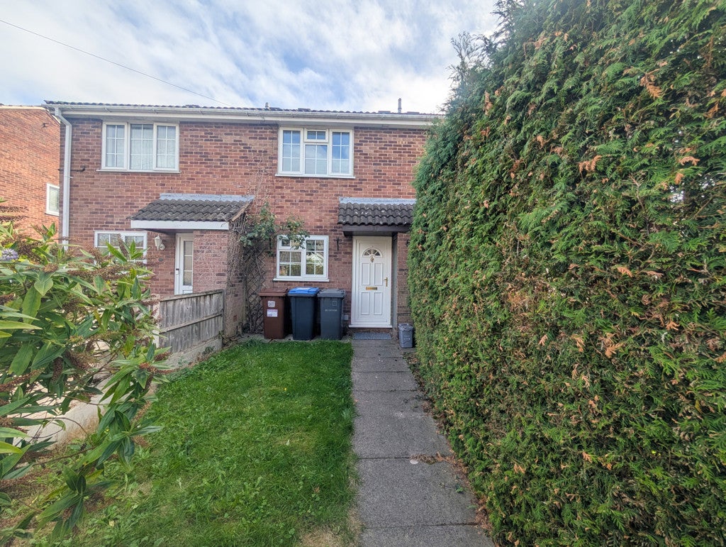 House Sycamore Close in Hinckley and Bosworth