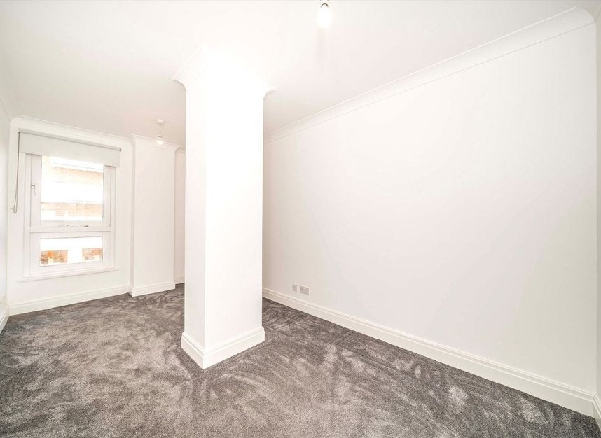 Flat Odessa Street in Greater London