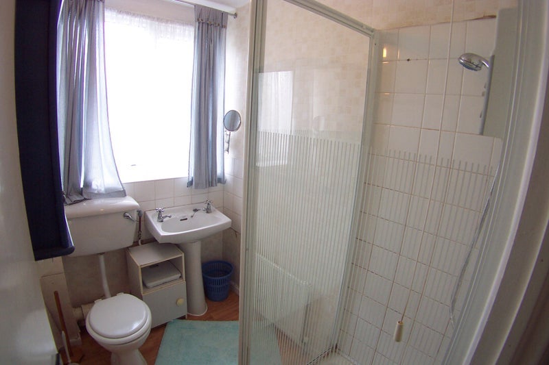 Room Stanmore Street in Leeds
