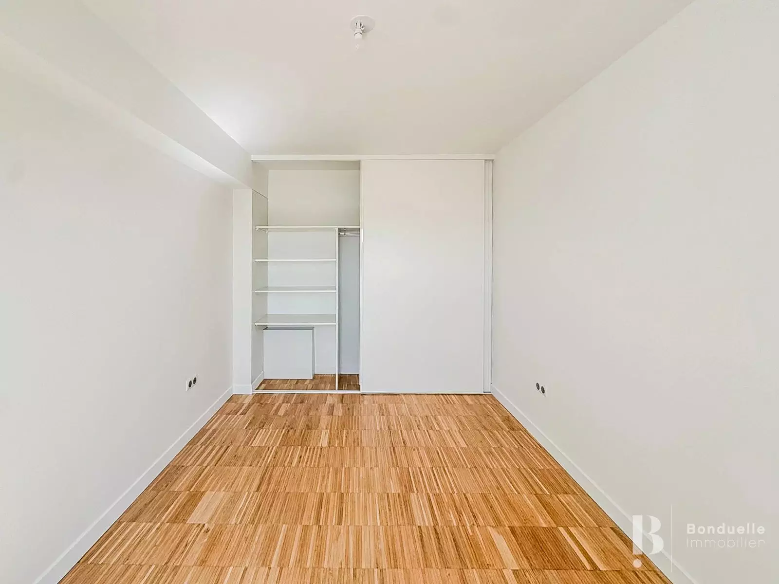 Flat Boulevard Paul-Émile Victor in Neuilly-sur-Seine