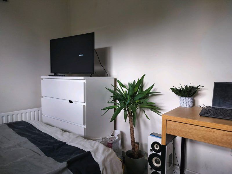 Room Lilford Road in Greater London