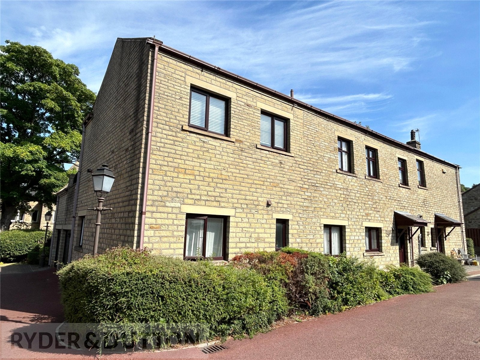 House Hall Lee Road in Kirklees