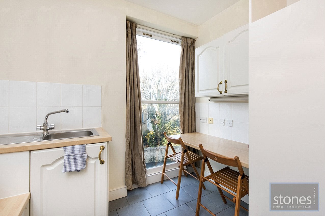 Flat Belsize Park in Greater London