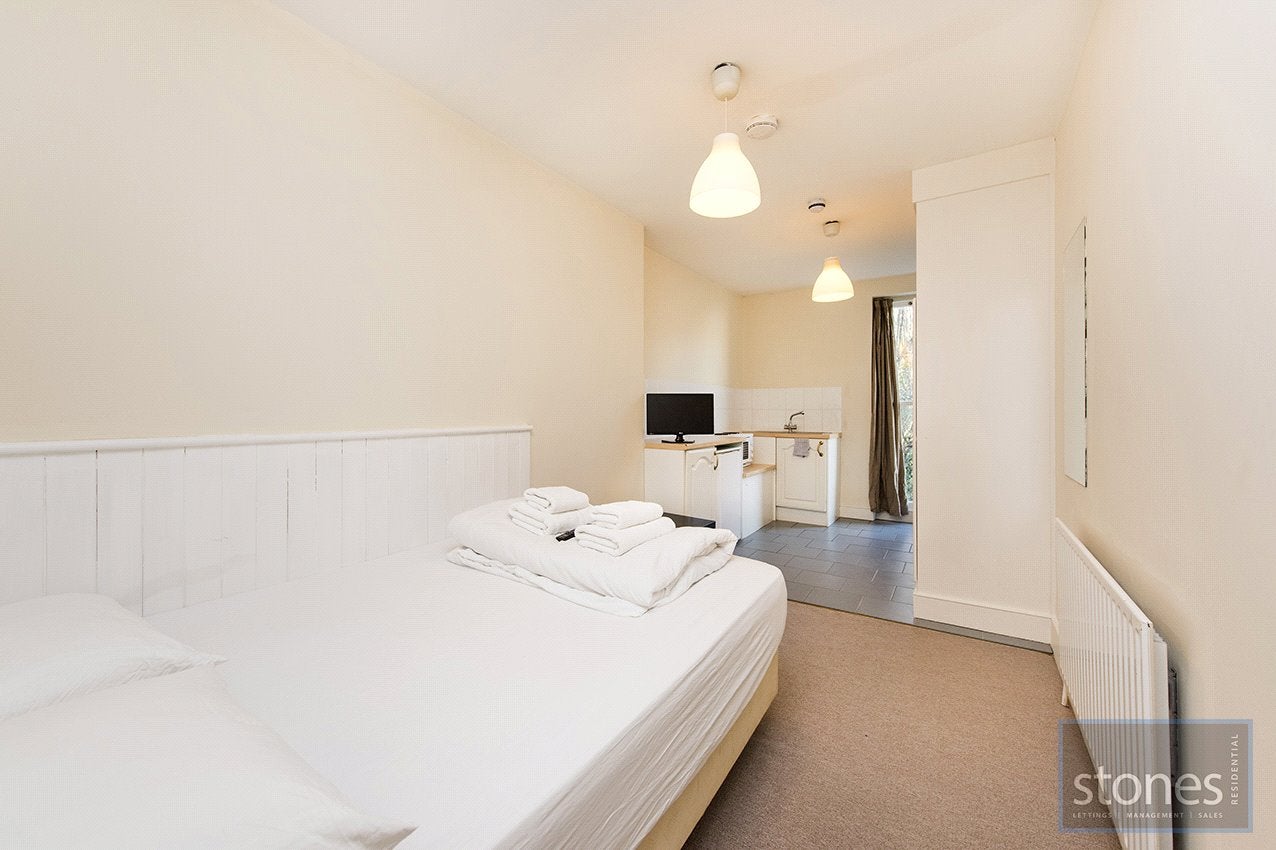 Flat Belsize Park in Greater London