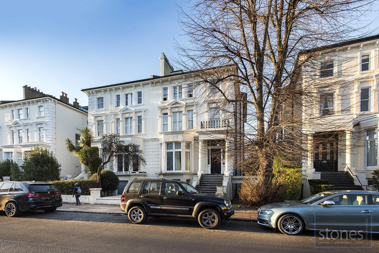 Flat Belsize Park in Greater London