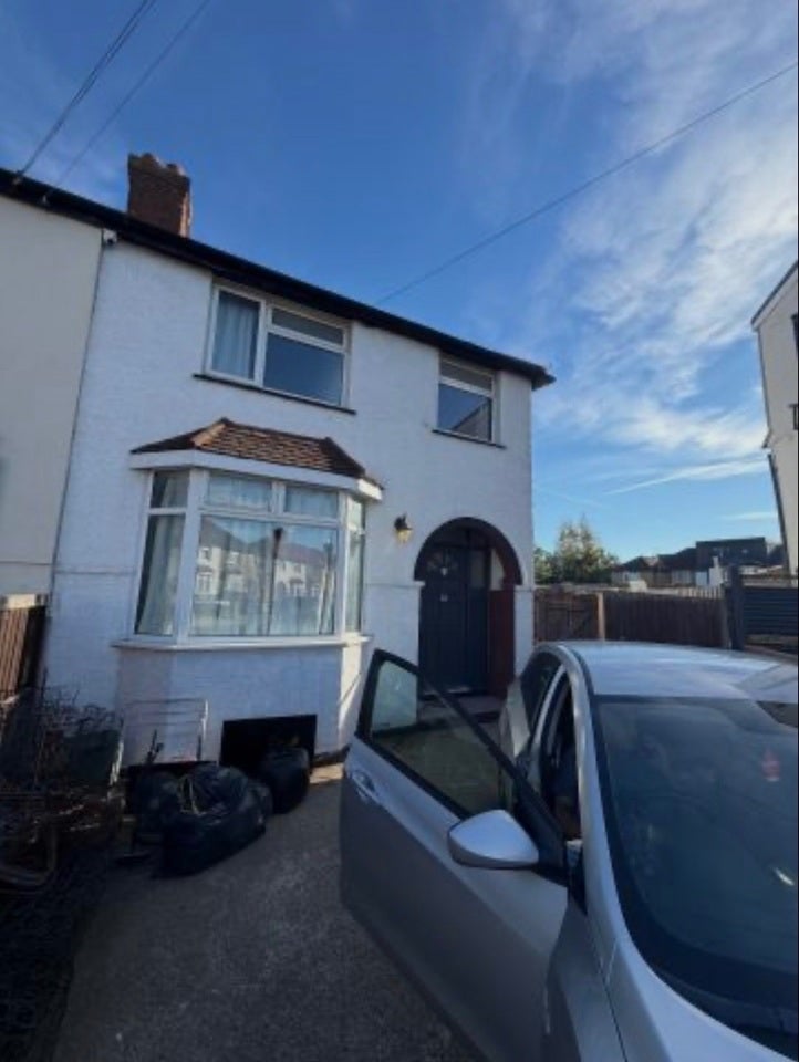 House Princes Park Close in Greater London
