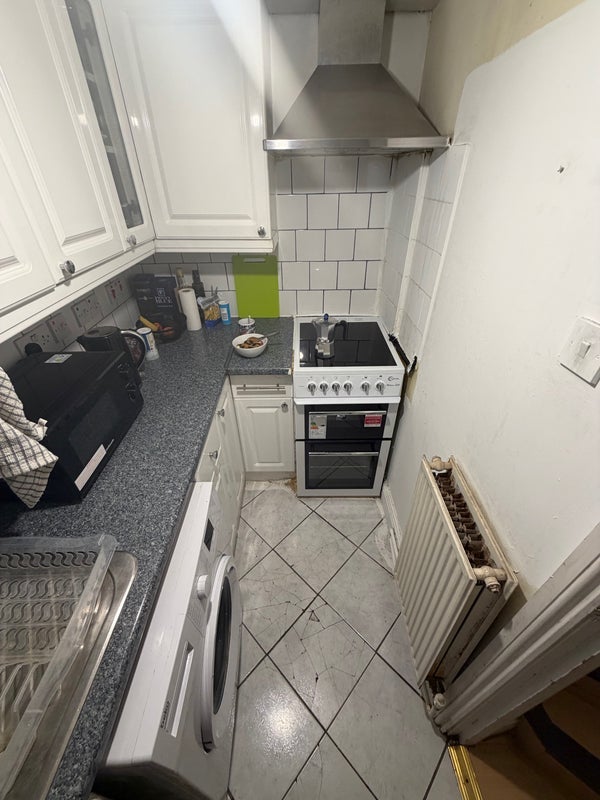 Room Russell Gardens in Greater London