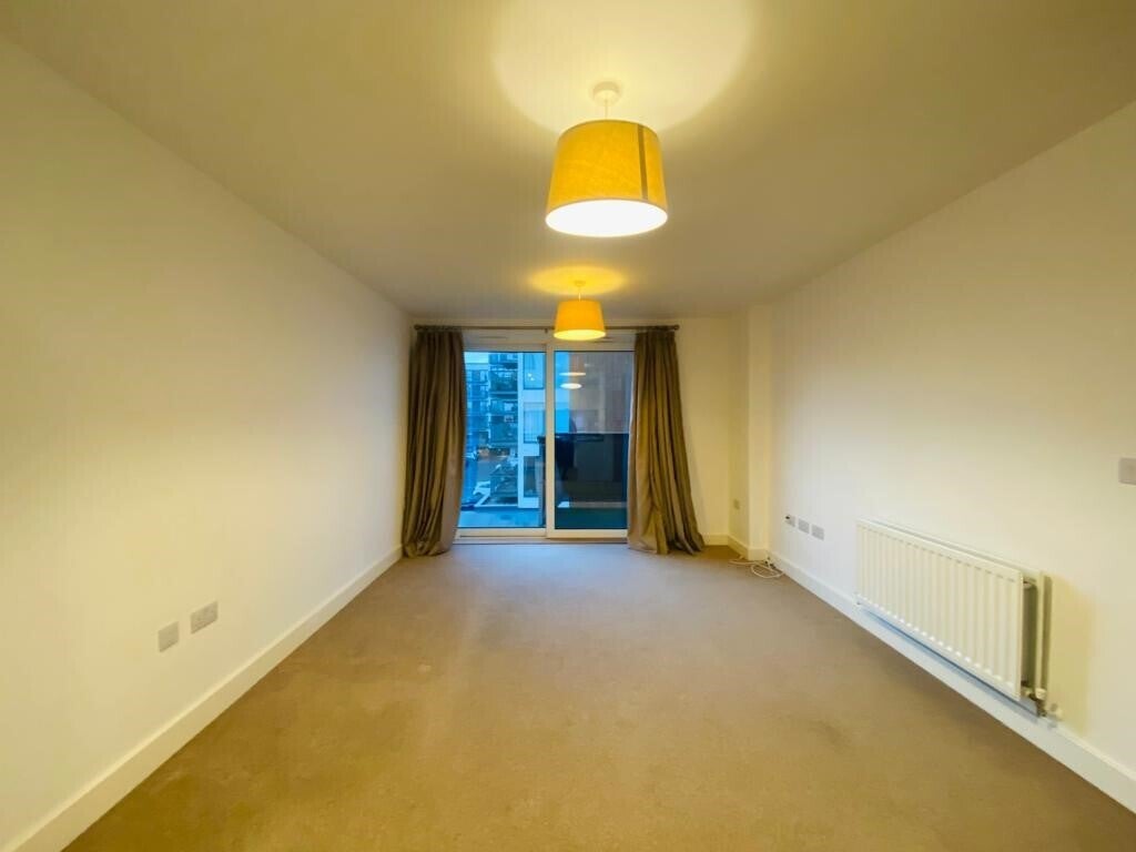 Flat Argentia Place in Portishead