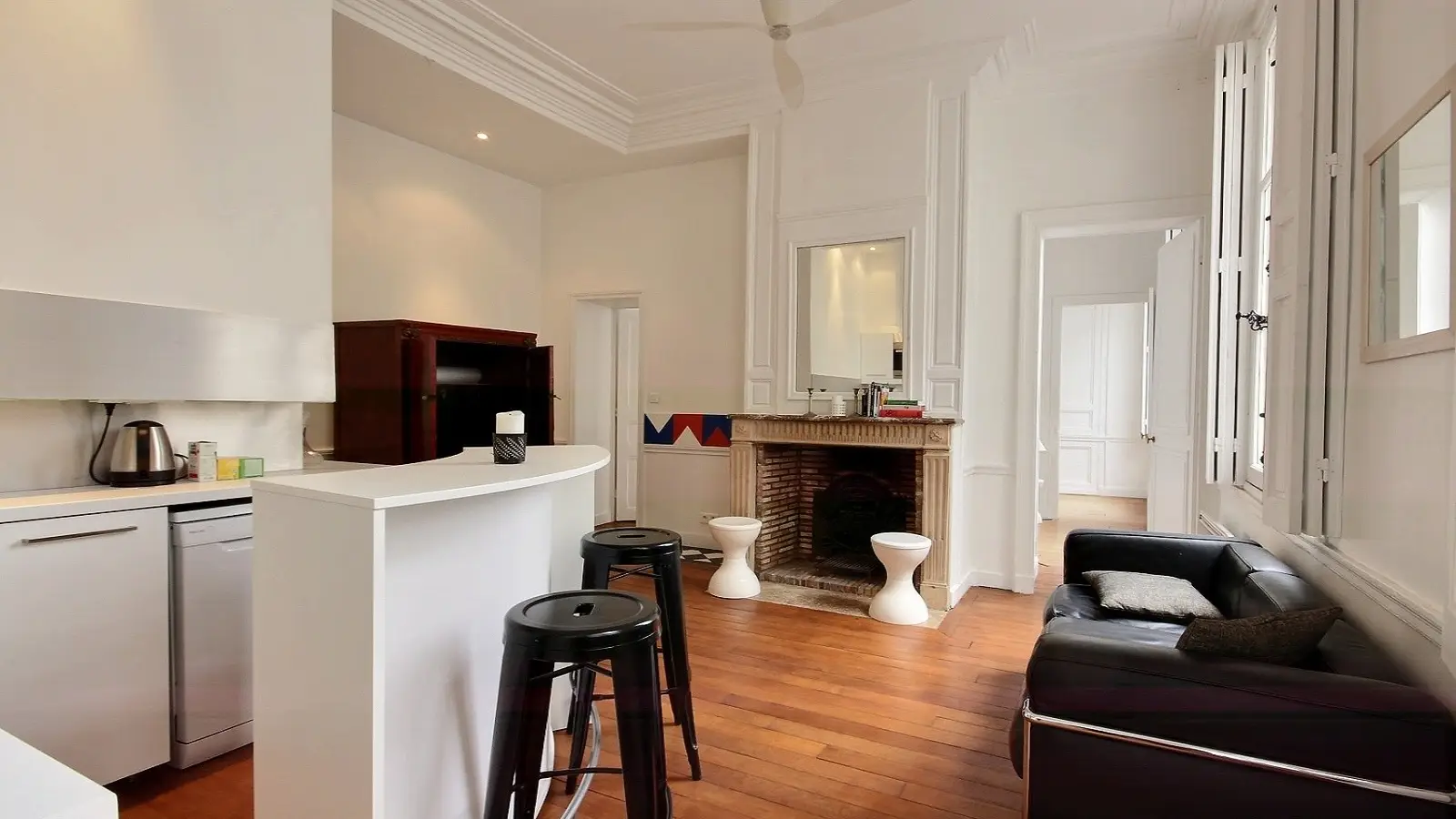 Flat Rue de Sévigné in Paris