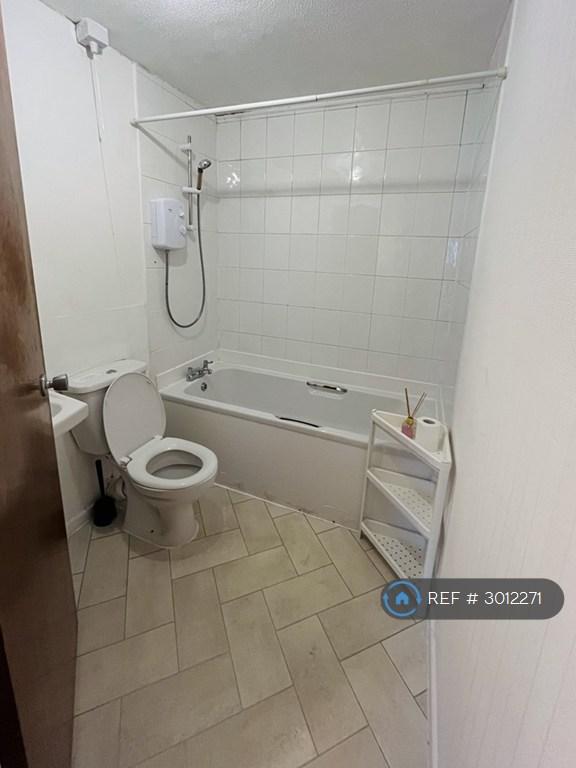 Flat Dobbie's Loan Place in Glasgow