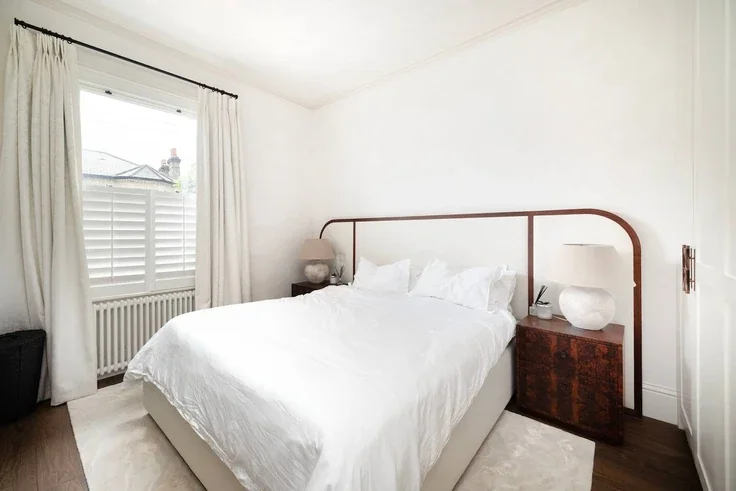 House Rossiter Road in Greater London