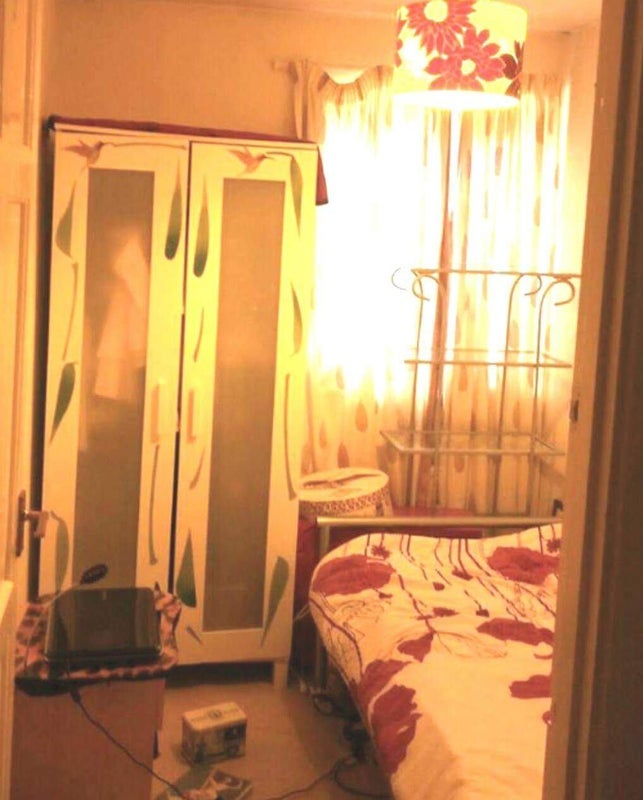 Room Stave Yard Road in Greater London