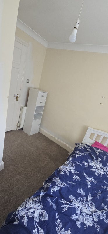 Room Audley Way in Basildon