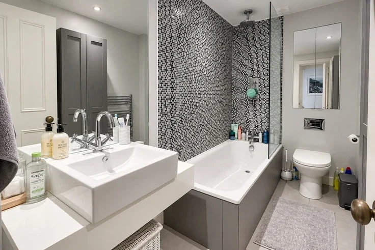 Flat Bina Gardens in Greater London
