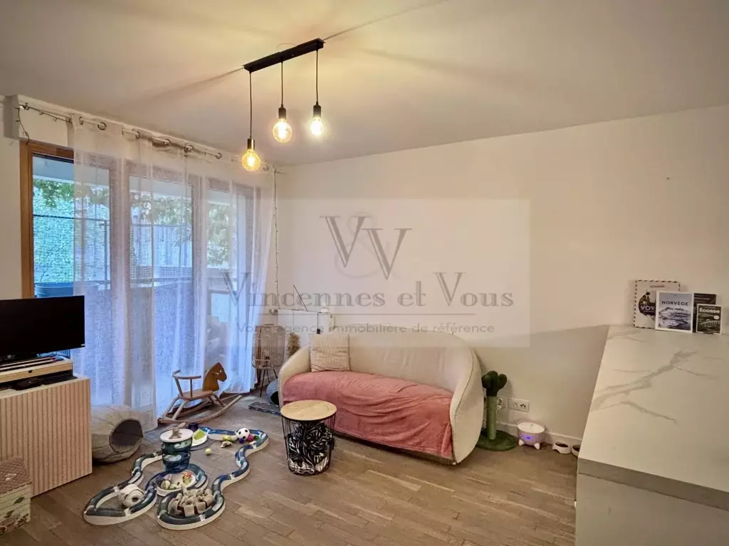 Flat Rue de la Jarry in Vincennes