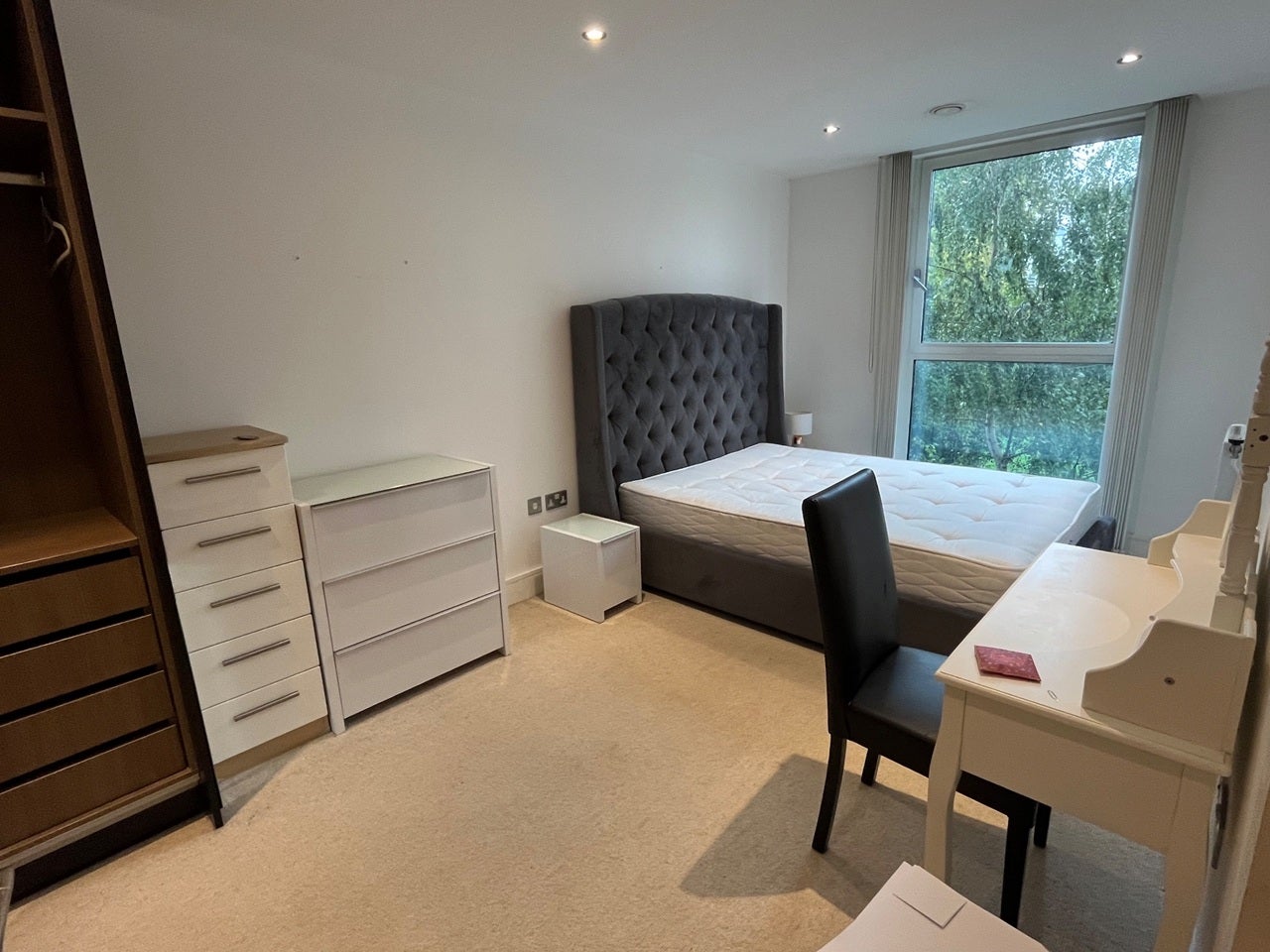 Flat Seager Place in Greater London