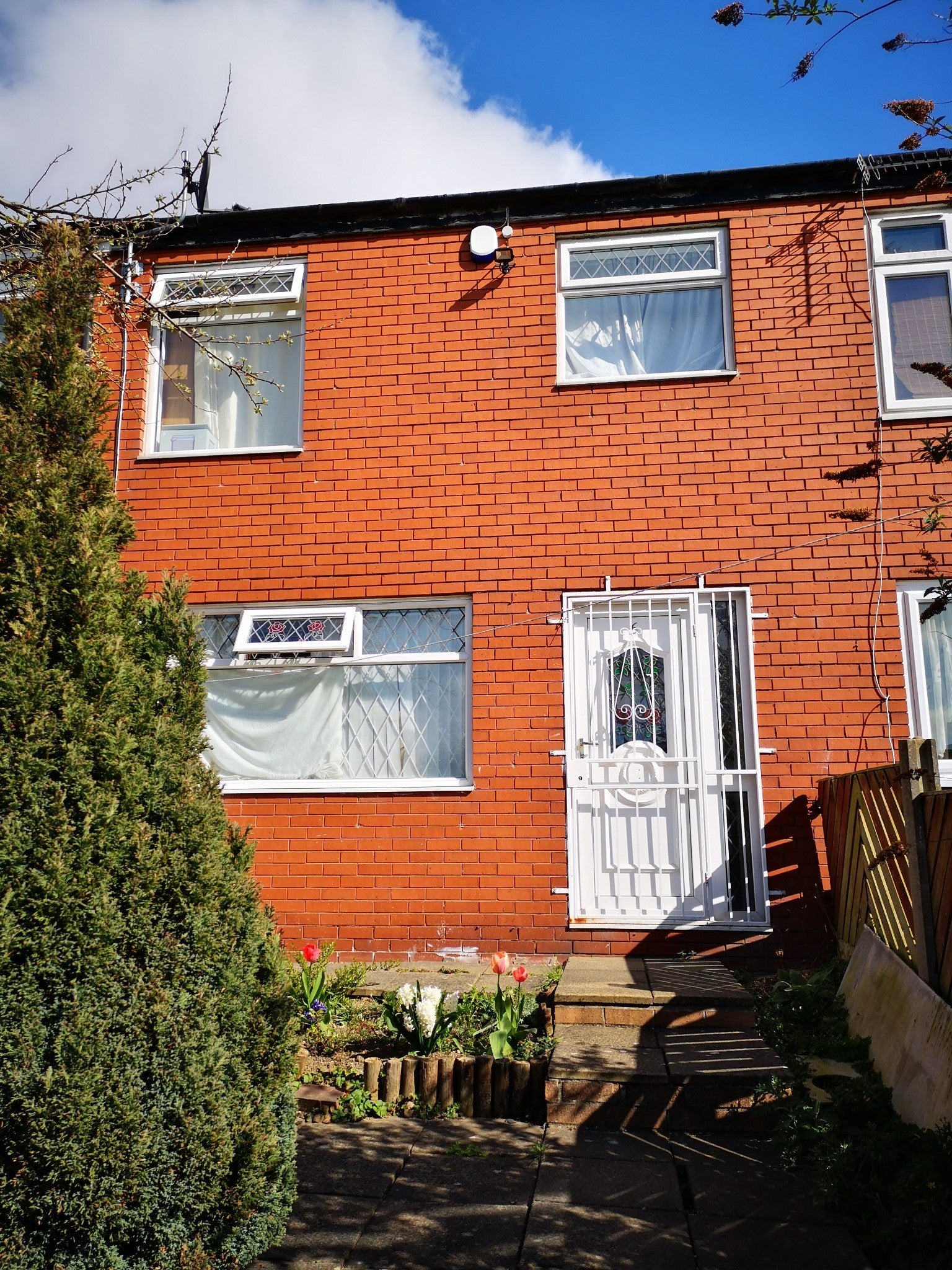 Flat Woodsley Green in Leeds
