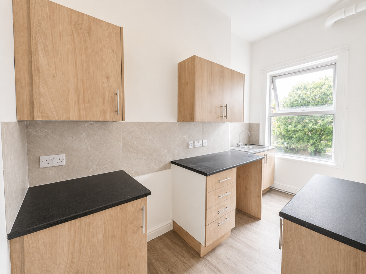 Flat Spring Bank West in Hull