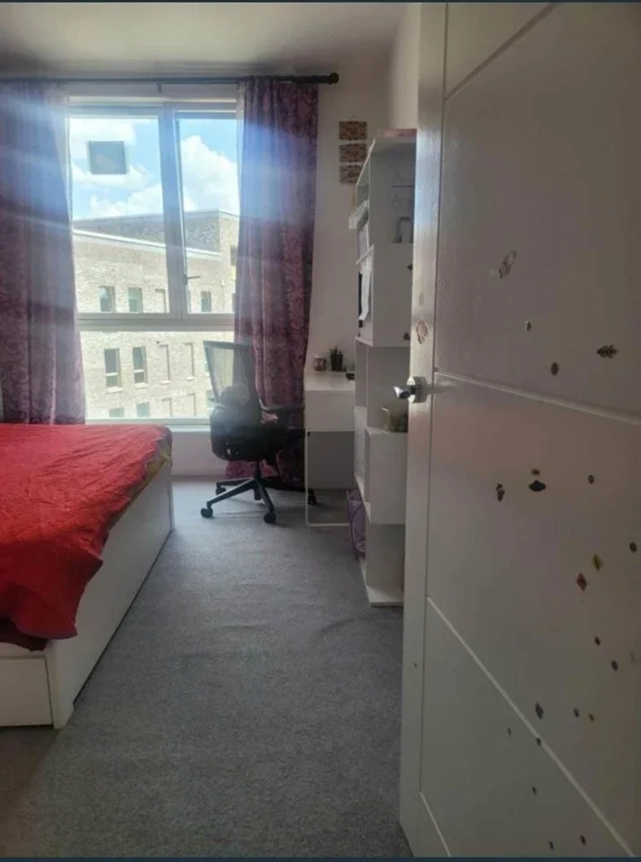 Room Fielders Crescent in Greater London