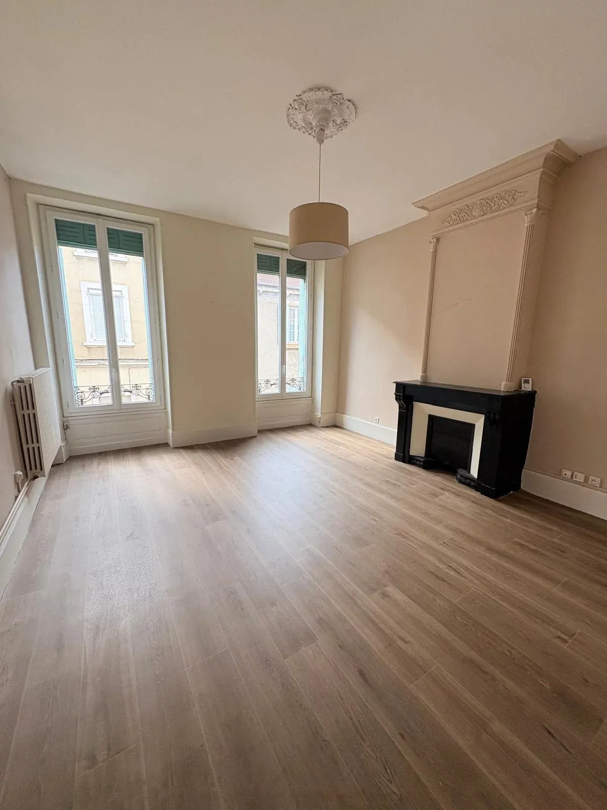 Flat Rue Mathieu de la Drôme in Saint-Étienne