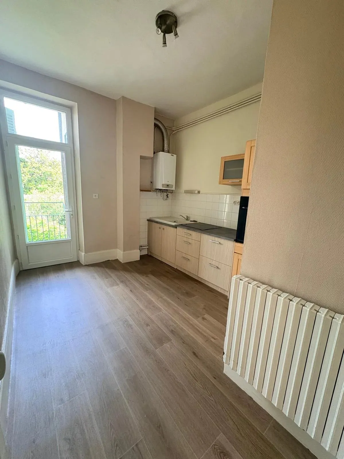 Flat Rue Mathieu de la Drôme in Saint-Étienne
