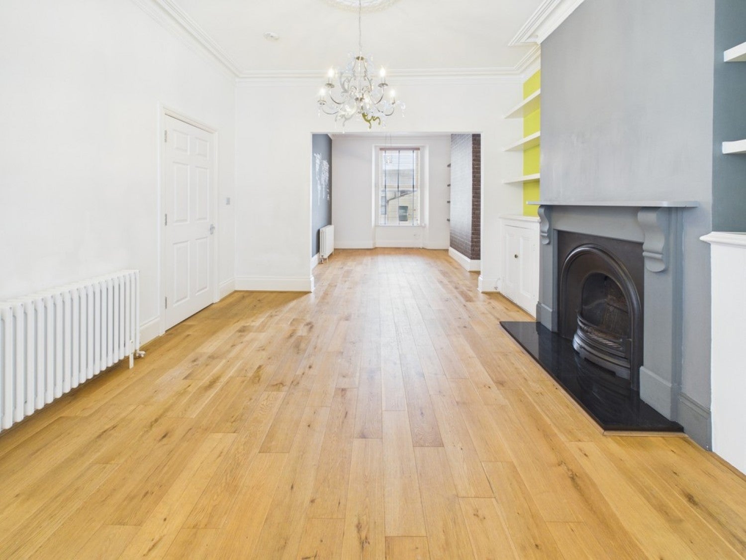 Flat Fellowes Place in Plymouth