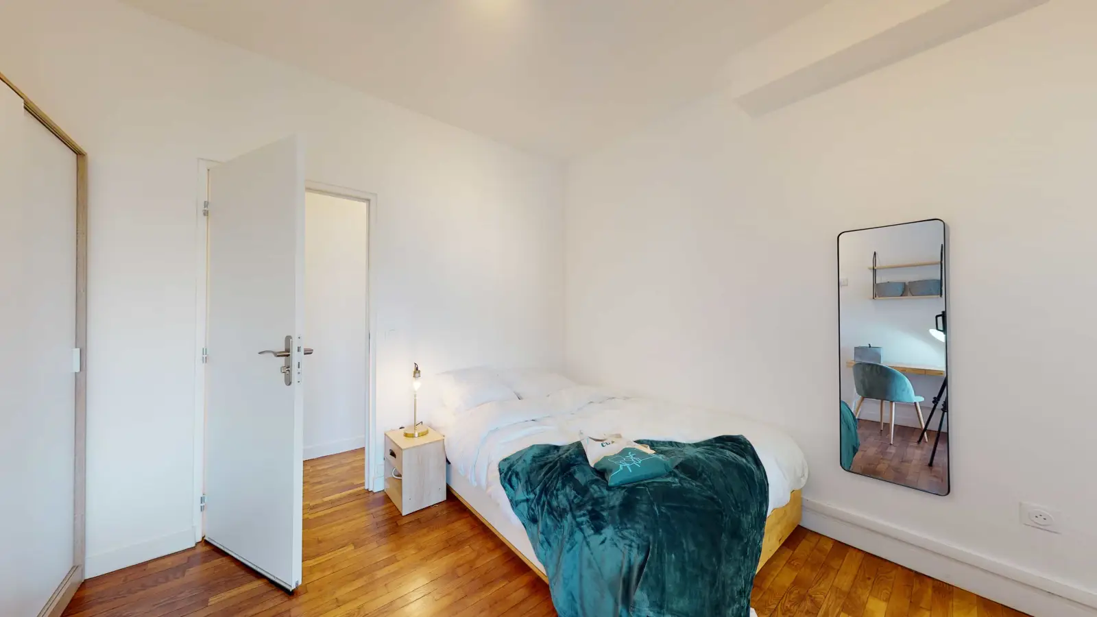 Chambre Rue des Gros Grès à Colombes