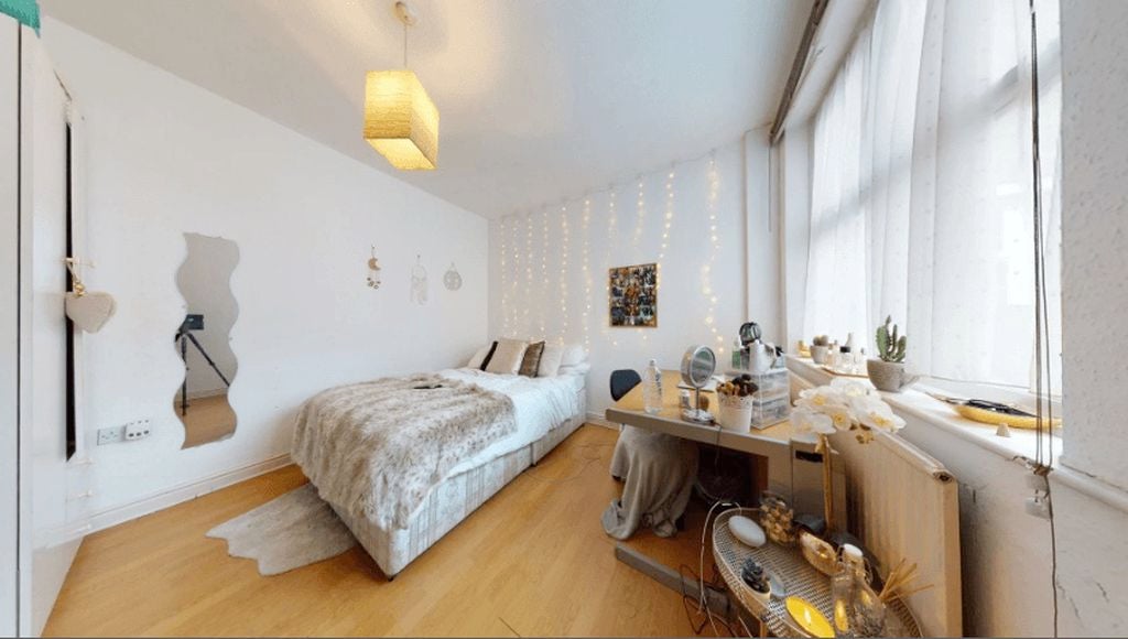 Flat Teversal Avenue in Nottingham