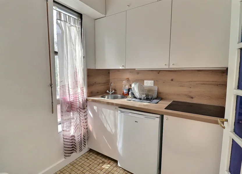 Flat Rue Botzaris in Paris