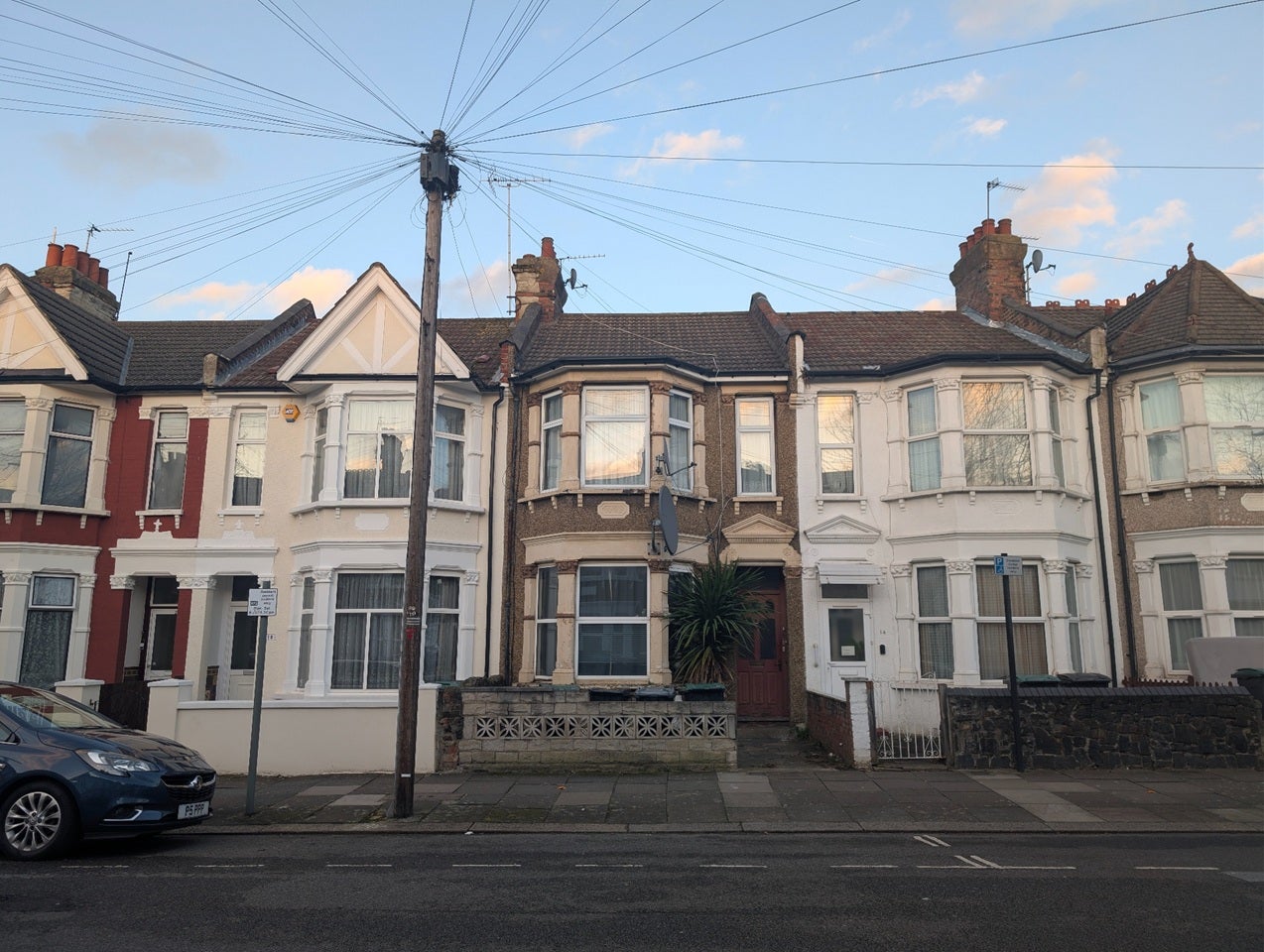 Flat Meads Road in Greater London