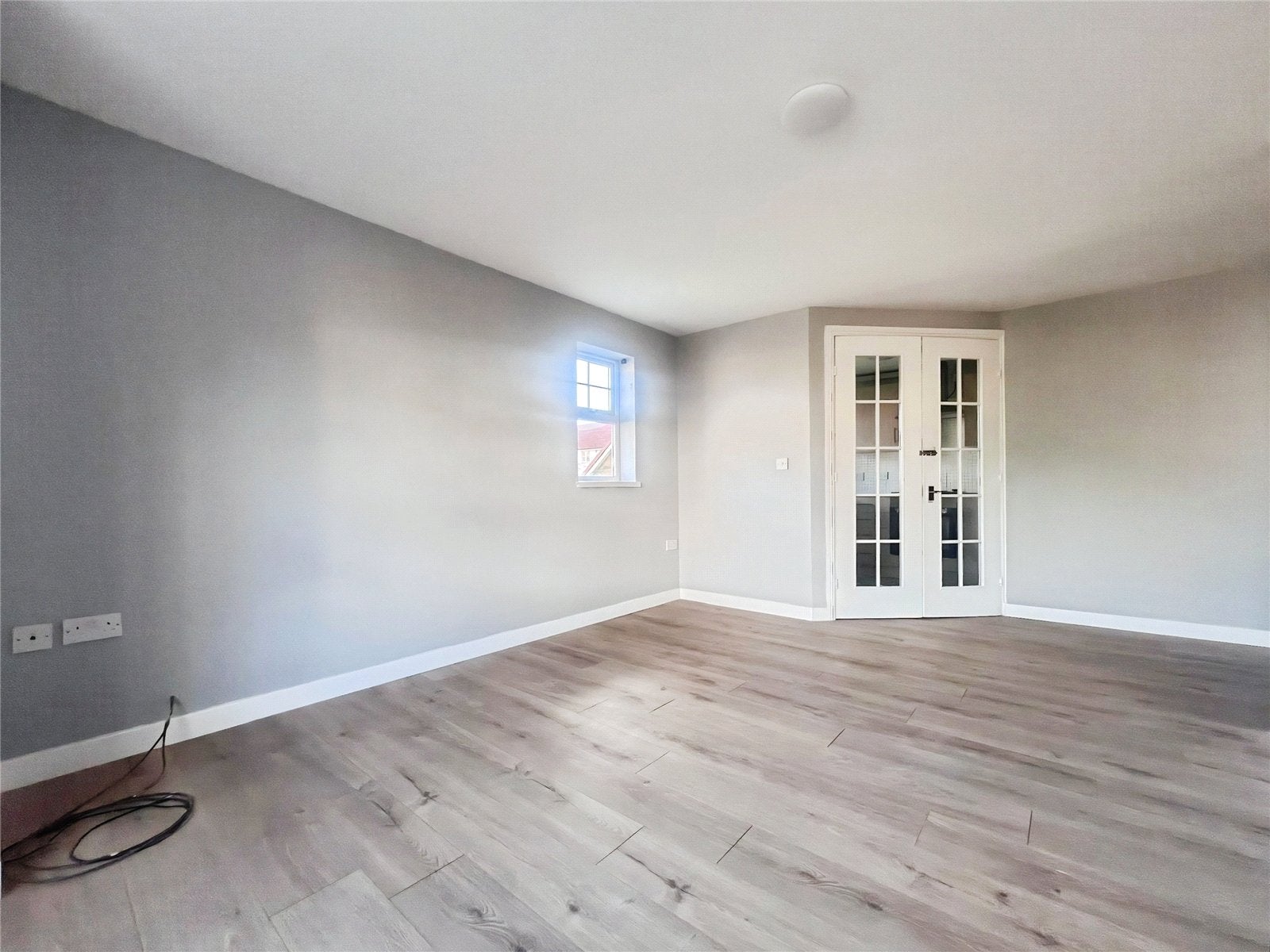 Flat Hollygrove Close in Greater London