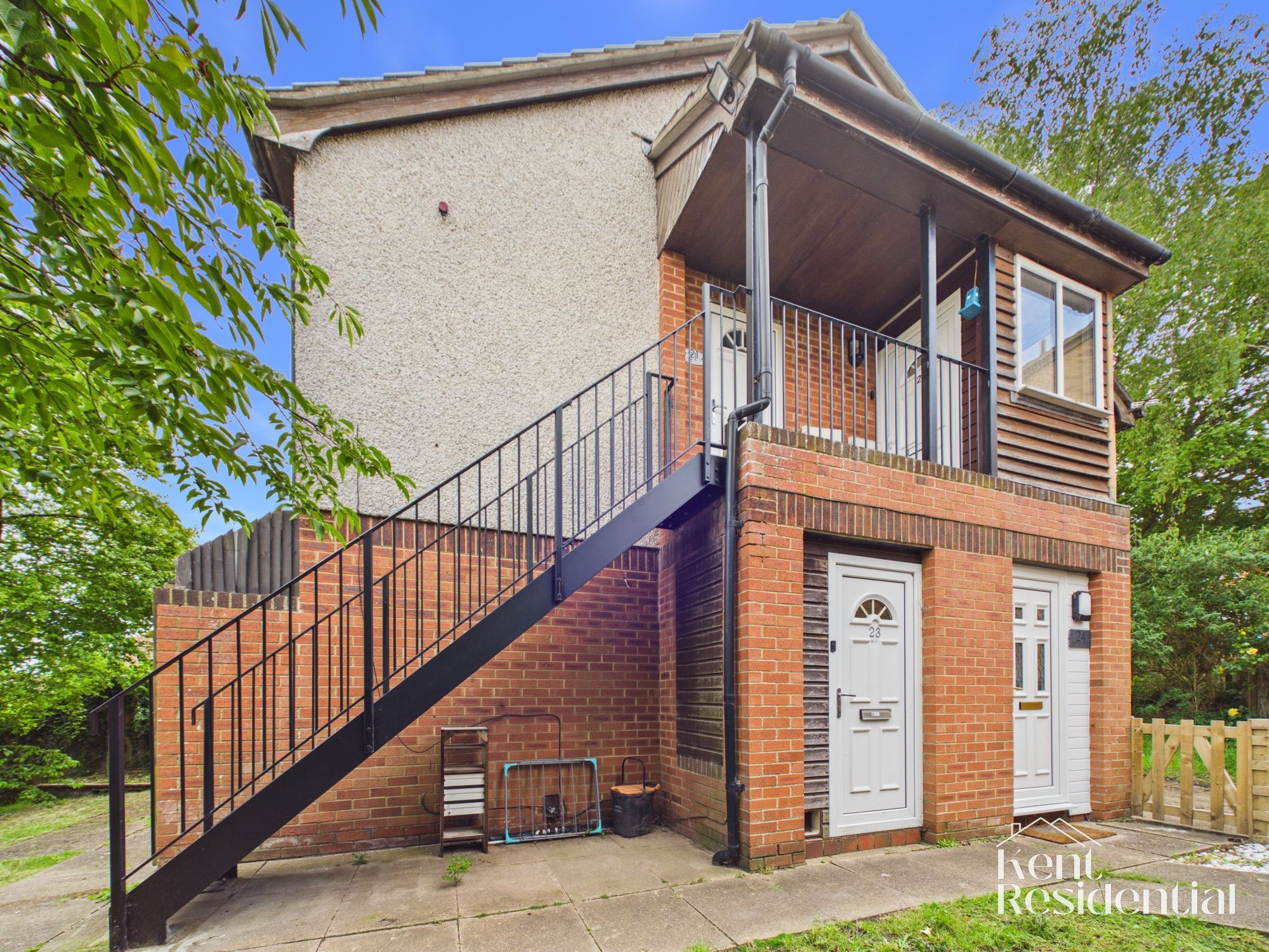 Flat Ravens Dane Close in Maidstone