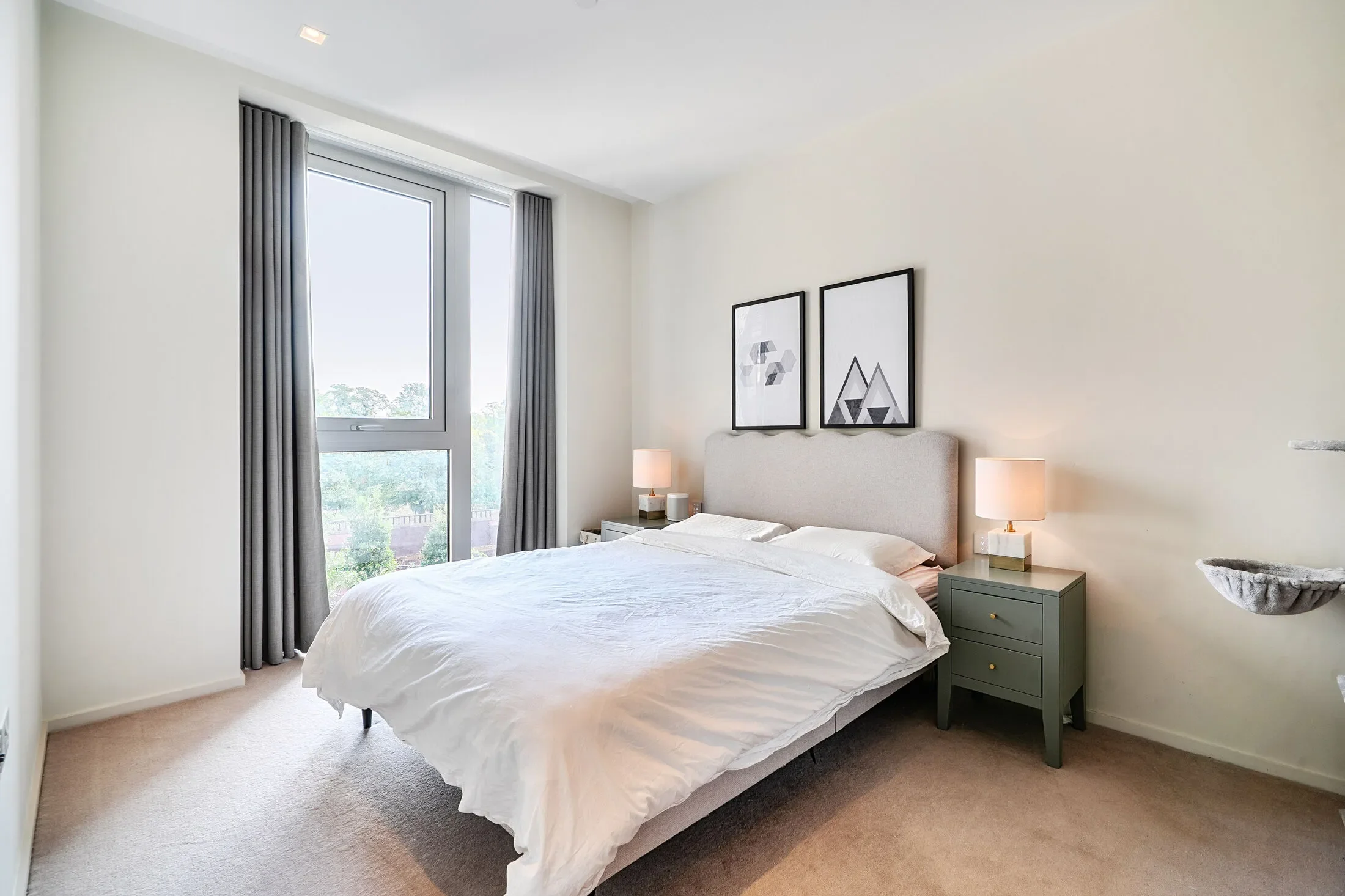 Flat West Road in Greater London