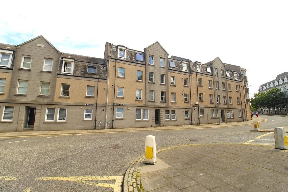 Flat Berry Street in Aberdeen City