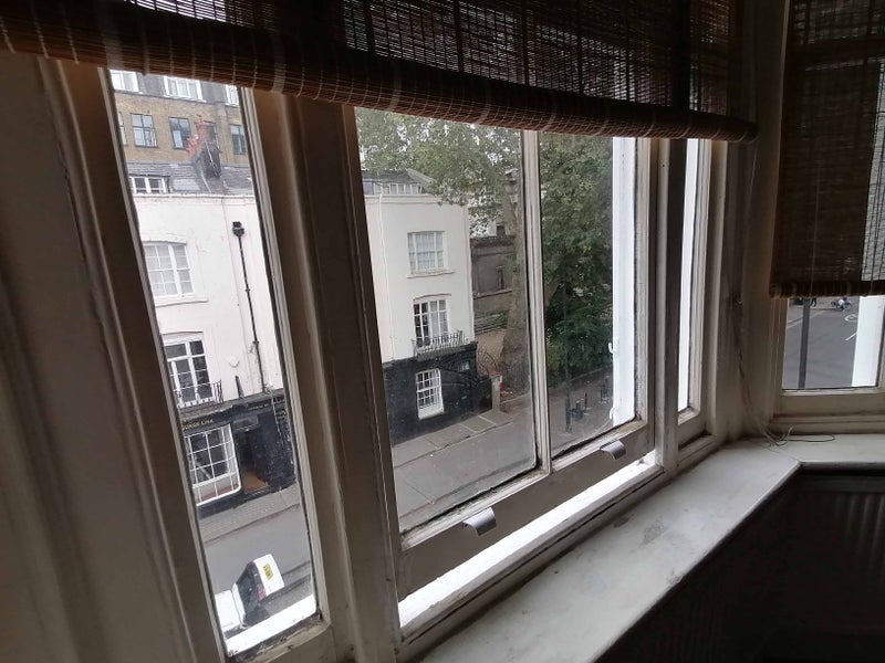 Room Duke's Road in Greater London