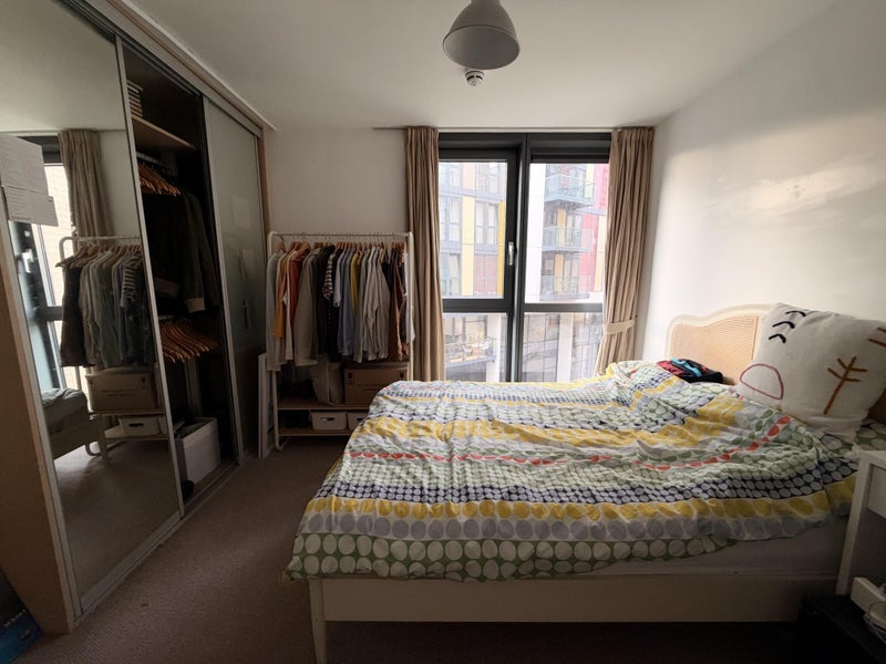 Room Homerton Road in Greater London