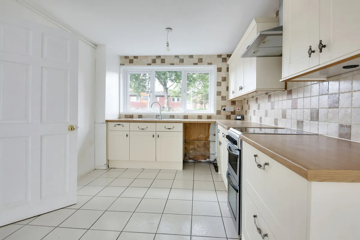 House Liskeard Close in Runcorn